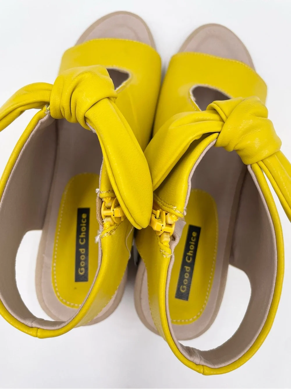 NEW Good Choice Kimora Sandal Heels Size 6 Bright Yellow Faux Leather Bow Detail